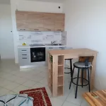 Casayudi Monolocale Con Piscina 아파트 아프릴리아 마리티마