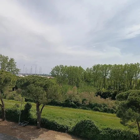Casayudi Monolocale Con Piscina Apartmán Aprilia Marittima